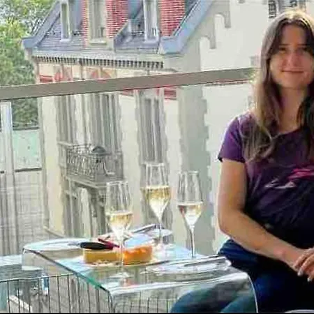 Stunning 2 Bedroom Geneva * Монтрё