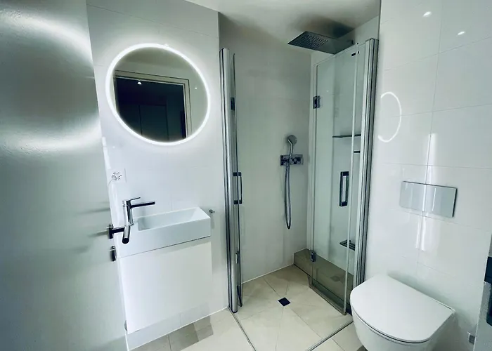 Stunning 2 Bedroom Geneva Апартаменты